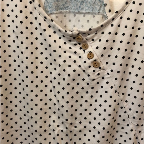 Medium Volcom tank top - Picture 2 of 5